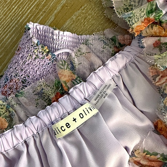 ALICE + OLIVIA Caprina Silk Puff Sleeve Crop Top M - Picture 14 of 15